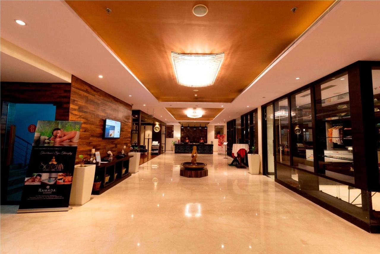 รามาดา บาย วินด์แฮม นีมรานา Hotel ภายนอก รูปภาพ